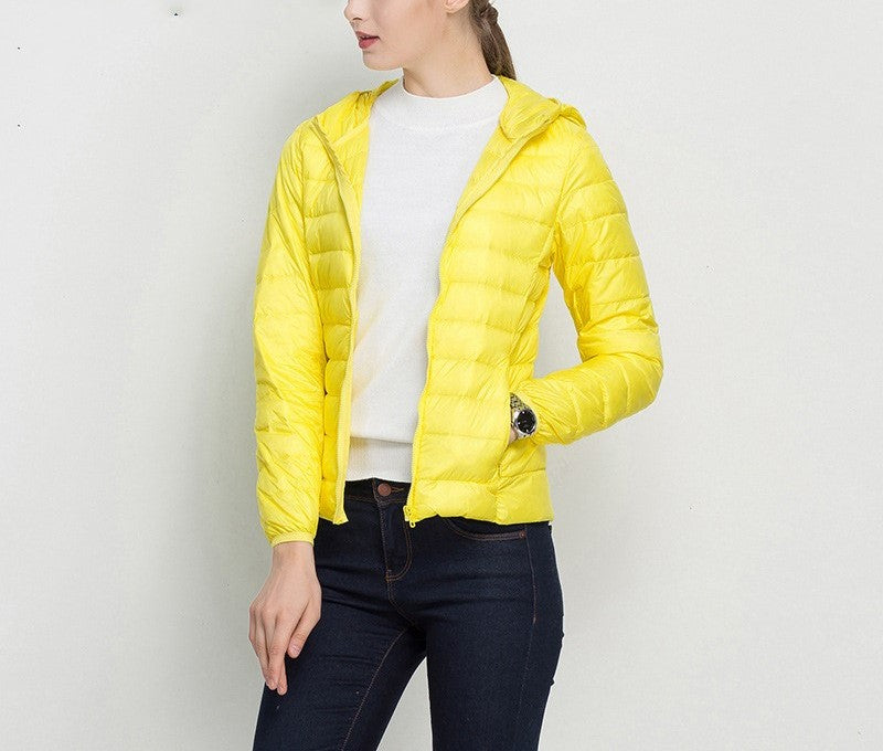 Women's Lightweight Down Jacket Short Hooded Super Lightweight