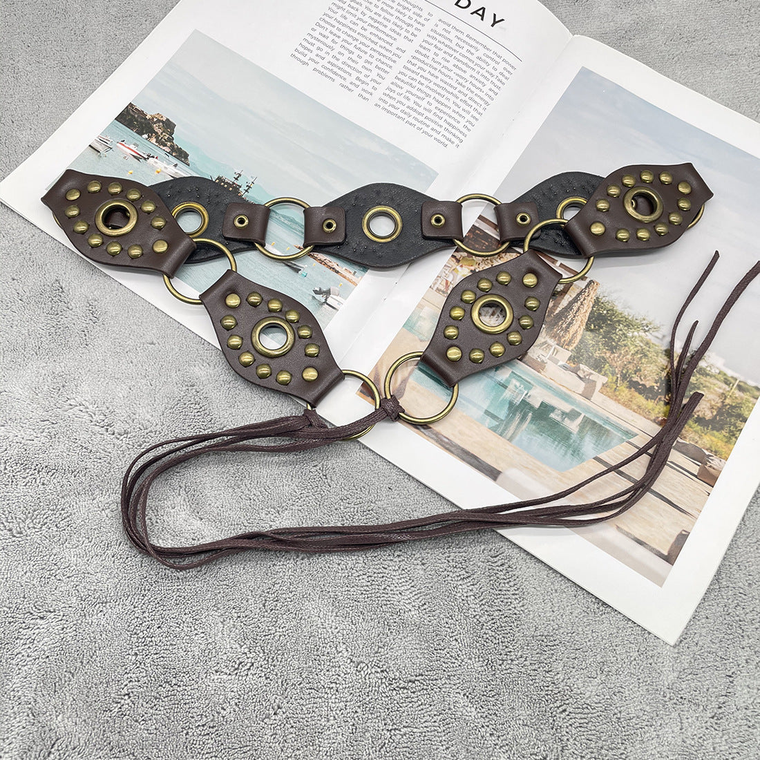 Women's Vintage Flying Ring Design Lace-up Belt