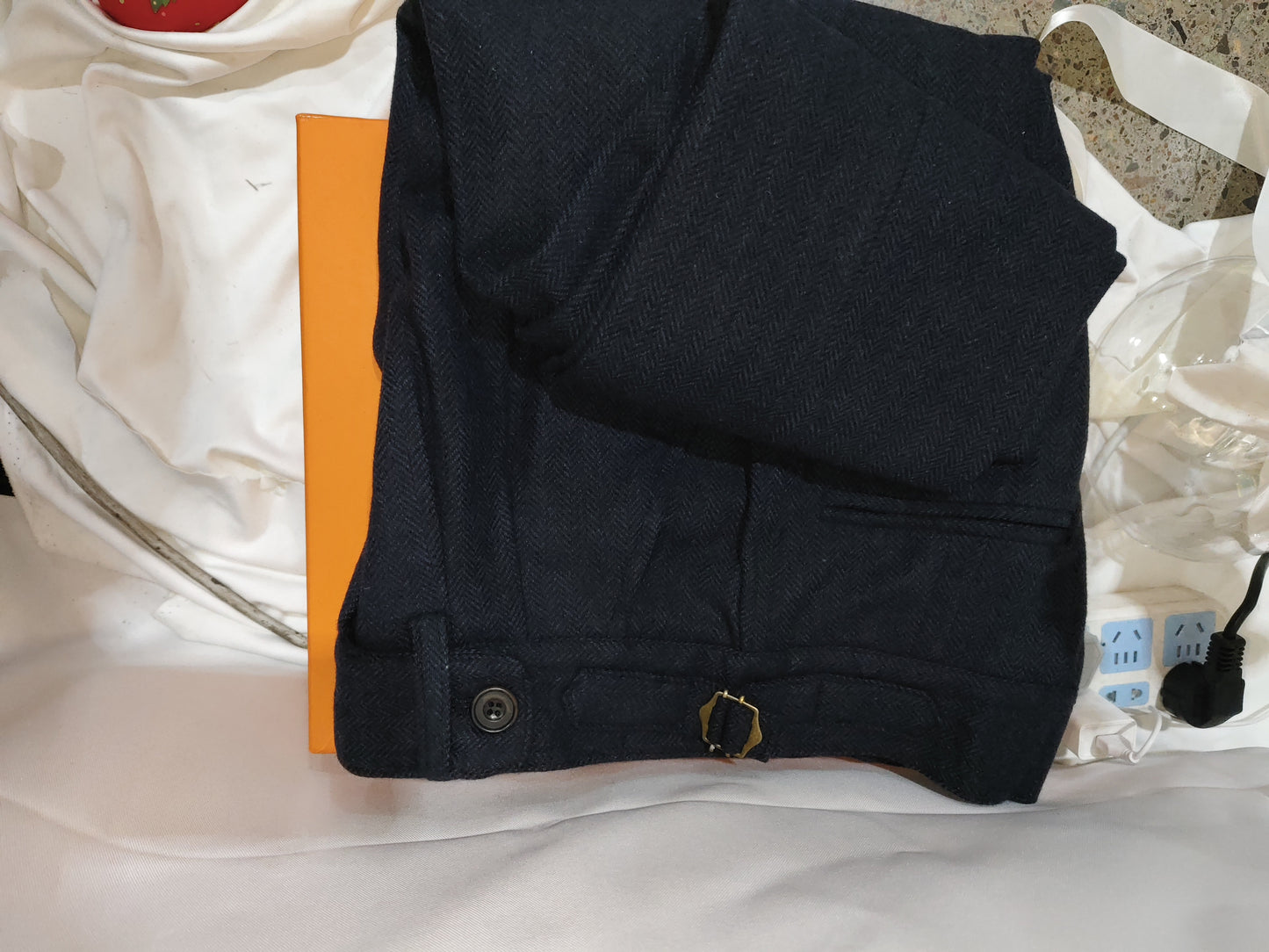 Slim-Fit-Hose aus Tweedwolle mit Fischgrätenmuster