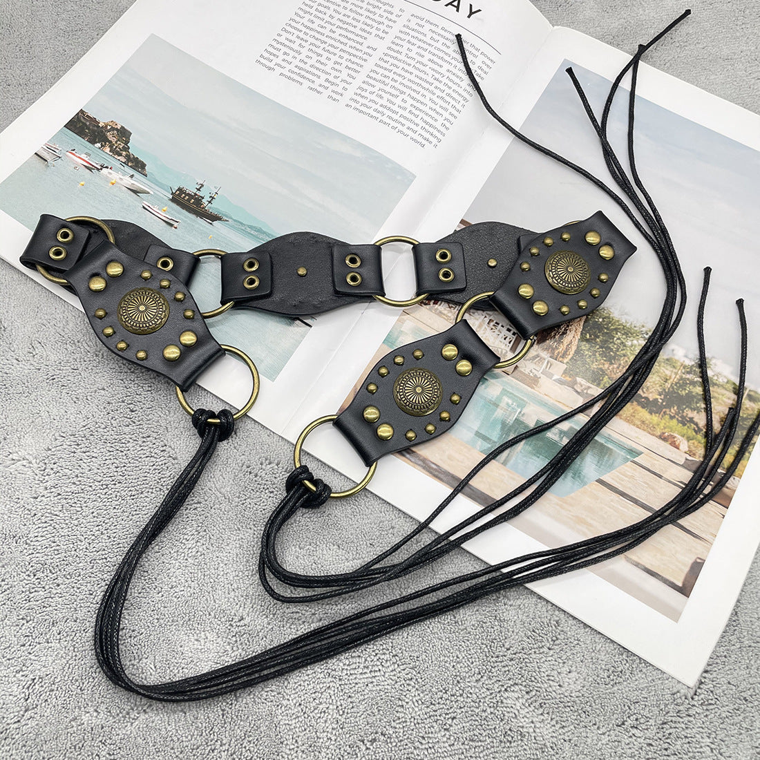 Women's Vintage Flying Ring Design Lace-up Belt