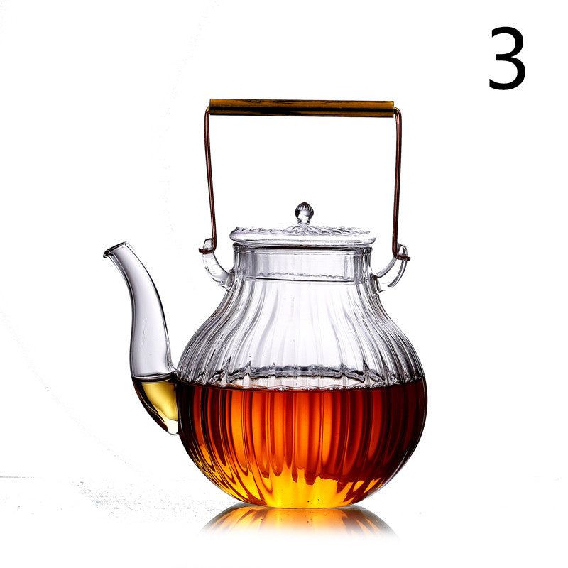 Handcrafted jug set made of high temperature resistant glass