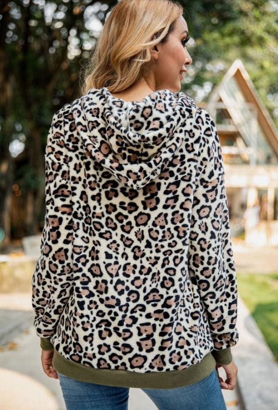 Women's Leopard Print Pocket Hoodie