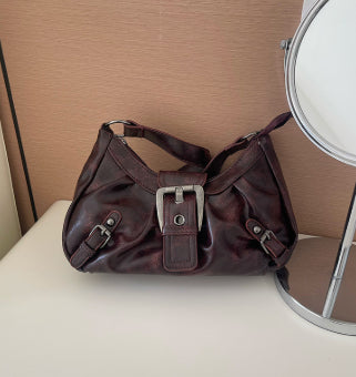 Women's shoulder bag made of two-tone imitation leather