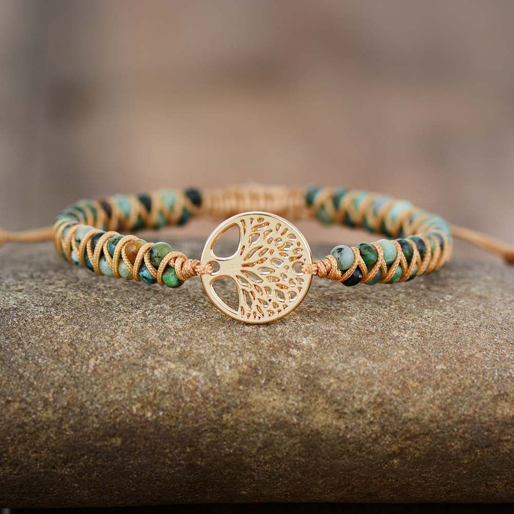 Handmade Jewelry made of natural stone hand-woven ladies bracelet