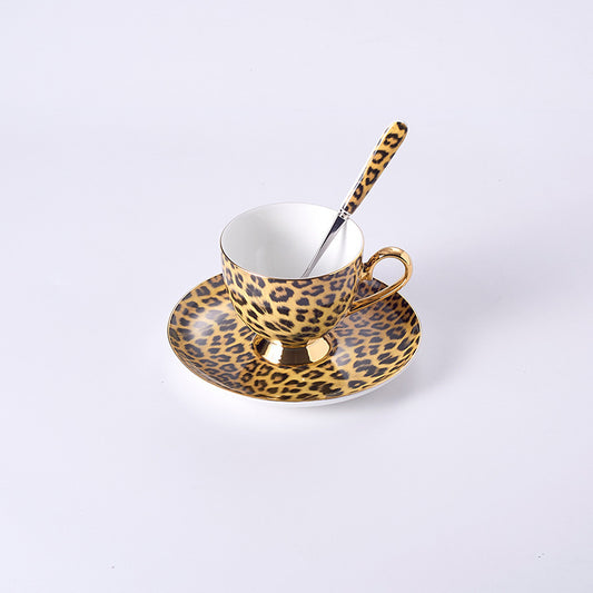 Porzellan Kaffeebecher und Kaffeetassen Teller Sets Bone China Geschirr Drink Leopard Luxus Designs