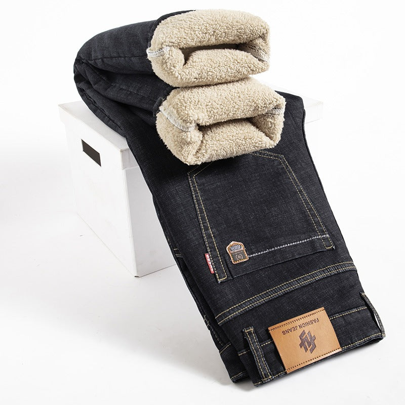 Gefütterte Herrenjeans aus Lammwollfleece für den Winter