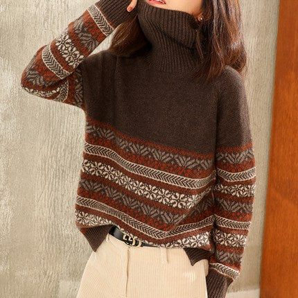 Women,s woolen sweater trendy