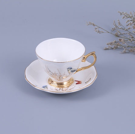 Kaffeetasse und Untertasse aus Bone China für den Nachmittagstee