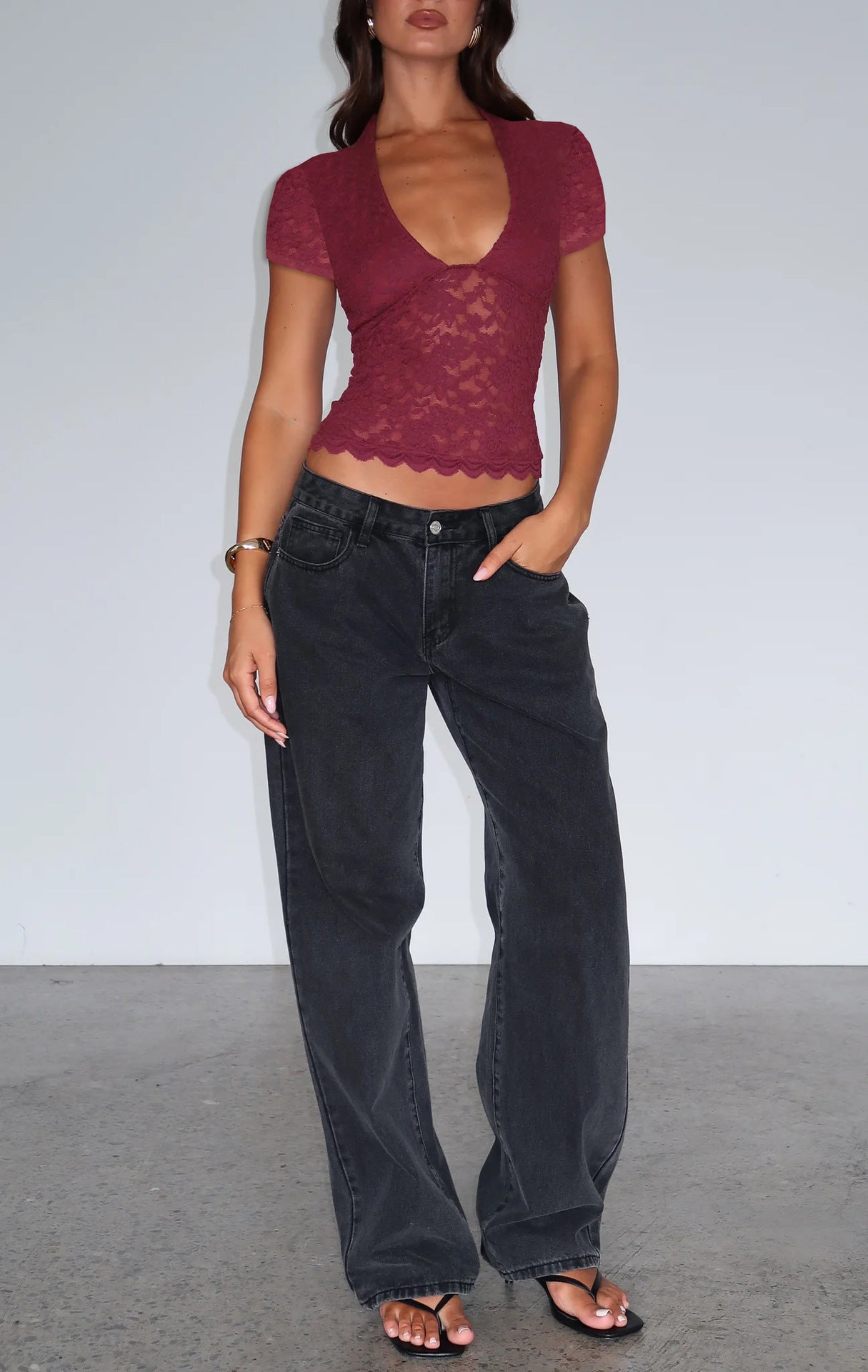 Spitzenbesetztes, Top- Unterteil für Damen