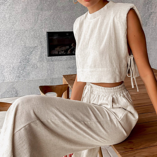 Women's clothing sleeveless top and trousers fashion made of cotton and linen