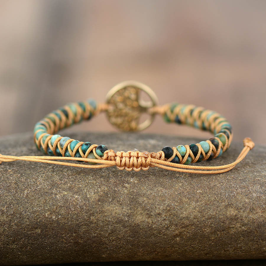 Handmade Jewelry made of natural stone hand-woven ladies bracelet