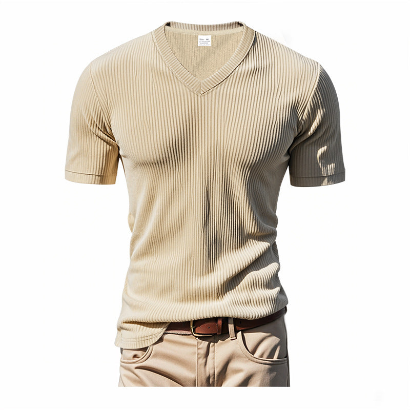 T-Shirt mit V-Ausschnitt und kurzen Ärmeln