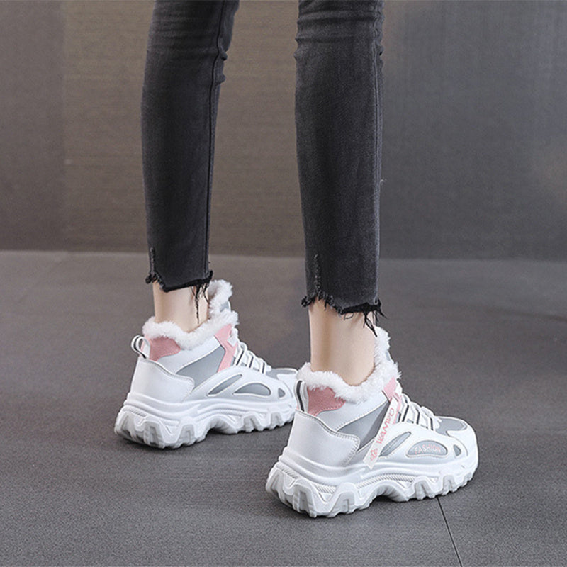 Fashion Black White Lace-up Sneakers Winter Warm All-match Plush Shoes Women Plus Velvet Fleece Flat High-top Sports Shoes