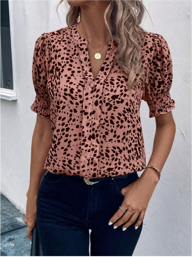 Women's shirt with V-neck, short sleeves