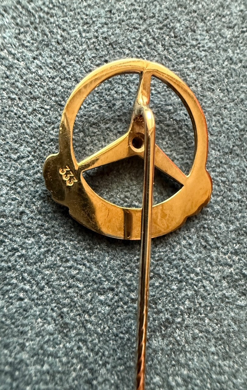 Épingle Mercedes-Benz 1 000 000 km - Épingle en or