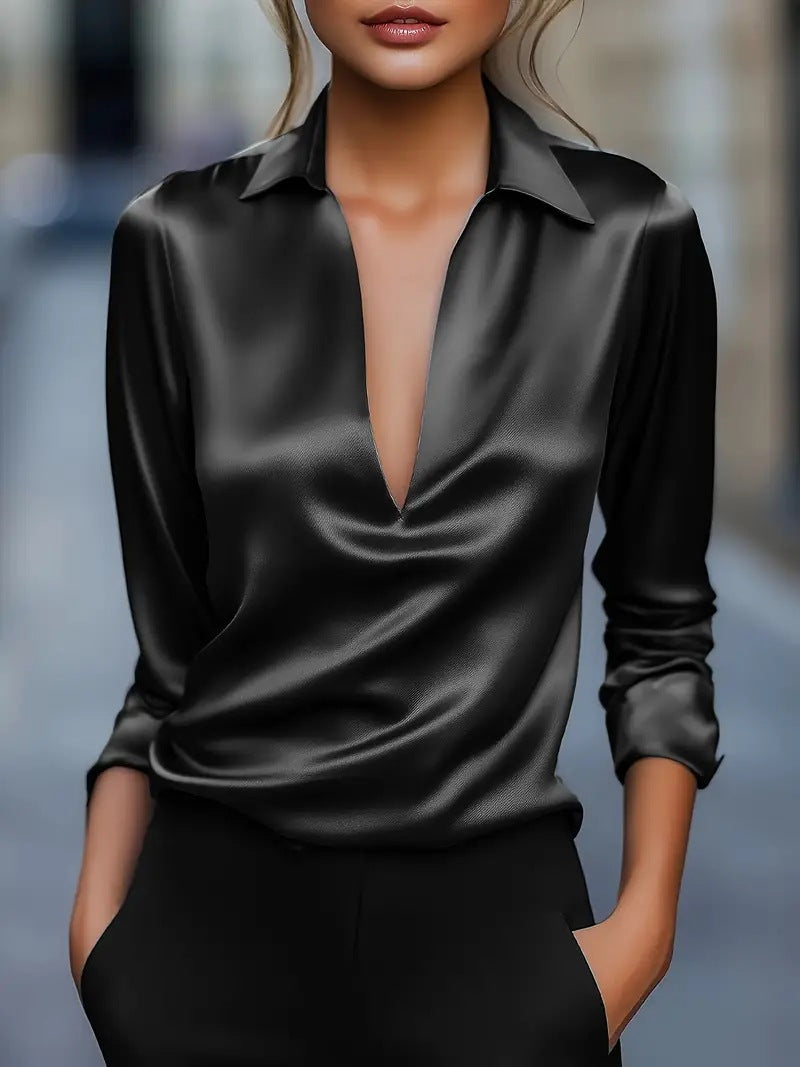 Einfarbiges, schlichtes Langarmshirt mit V-Ausschnitt
