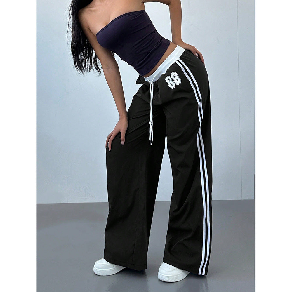 Lässige, trendige lange Hose mit Digi-Druck – perfekt zu Kombinieren